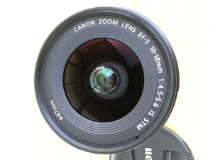 Das Canon 10-18/4.5-5.6 IS für APS-C Kameras