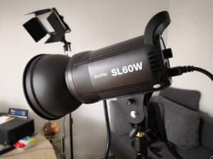 Neewer NL 660 vs. Godox SL 60W