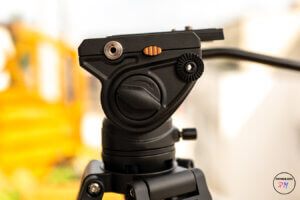 The Cayer BV30L video tripod