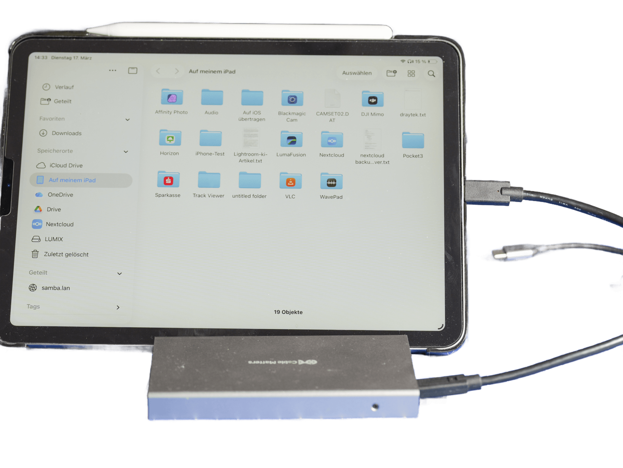 Efficient data backup of photos and videos on the go